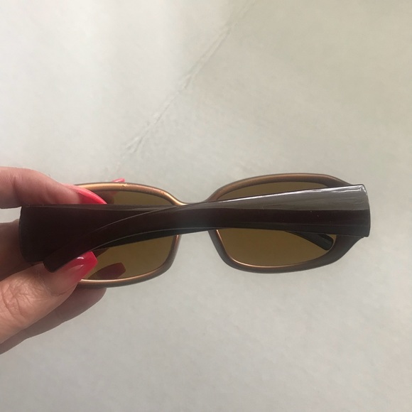 Fendi Sunglasses ๐ถ Zucca Crystal Accents - Picture 4 of 14